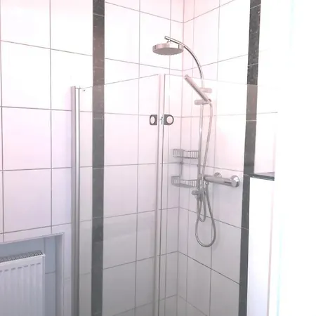 Happy In Lägenhet Bornheim (Rheinland)